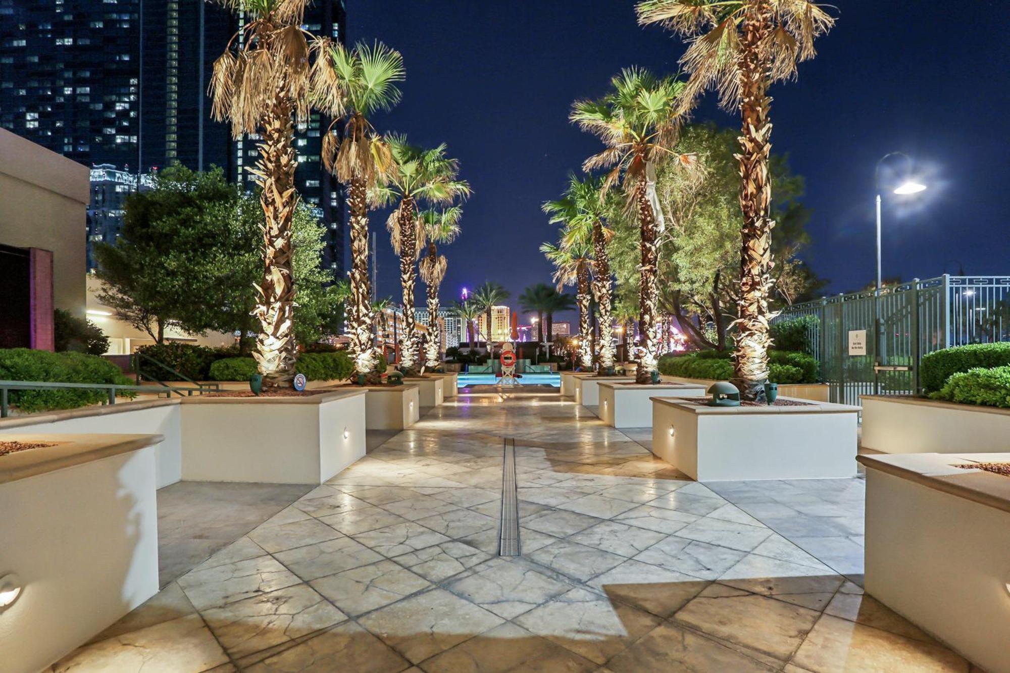 Mgm Signature Deluxe Balcony Strip View Suite Las Vegas Esterno foto