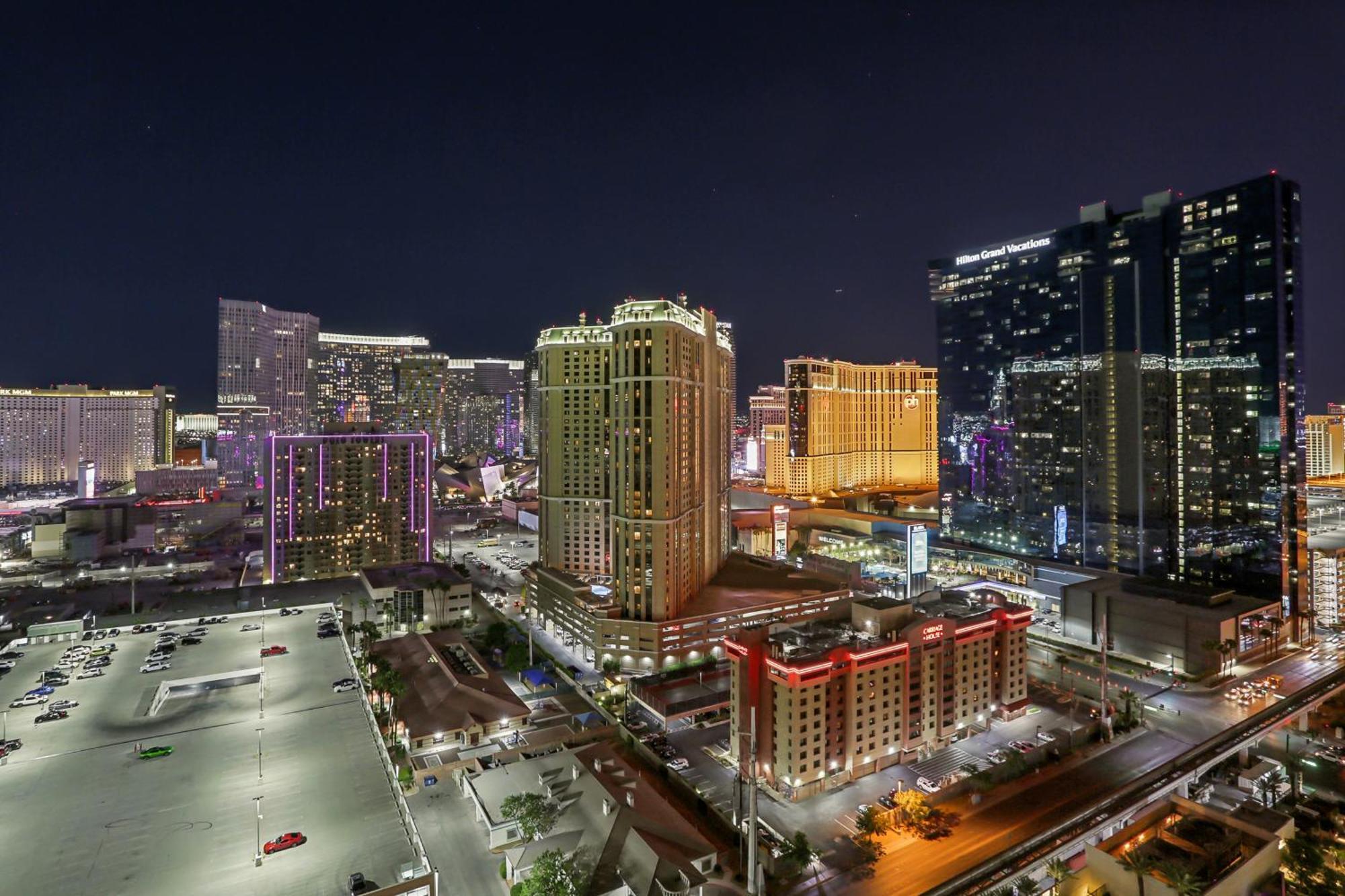Mgm Signature Deluxe Balcony Strip View Suite Las Vegas Esterno foto